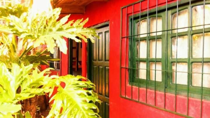 Posada Maria Iguazu ปูแอร์โตอีกวาซู ภายนอก รูปภาพ