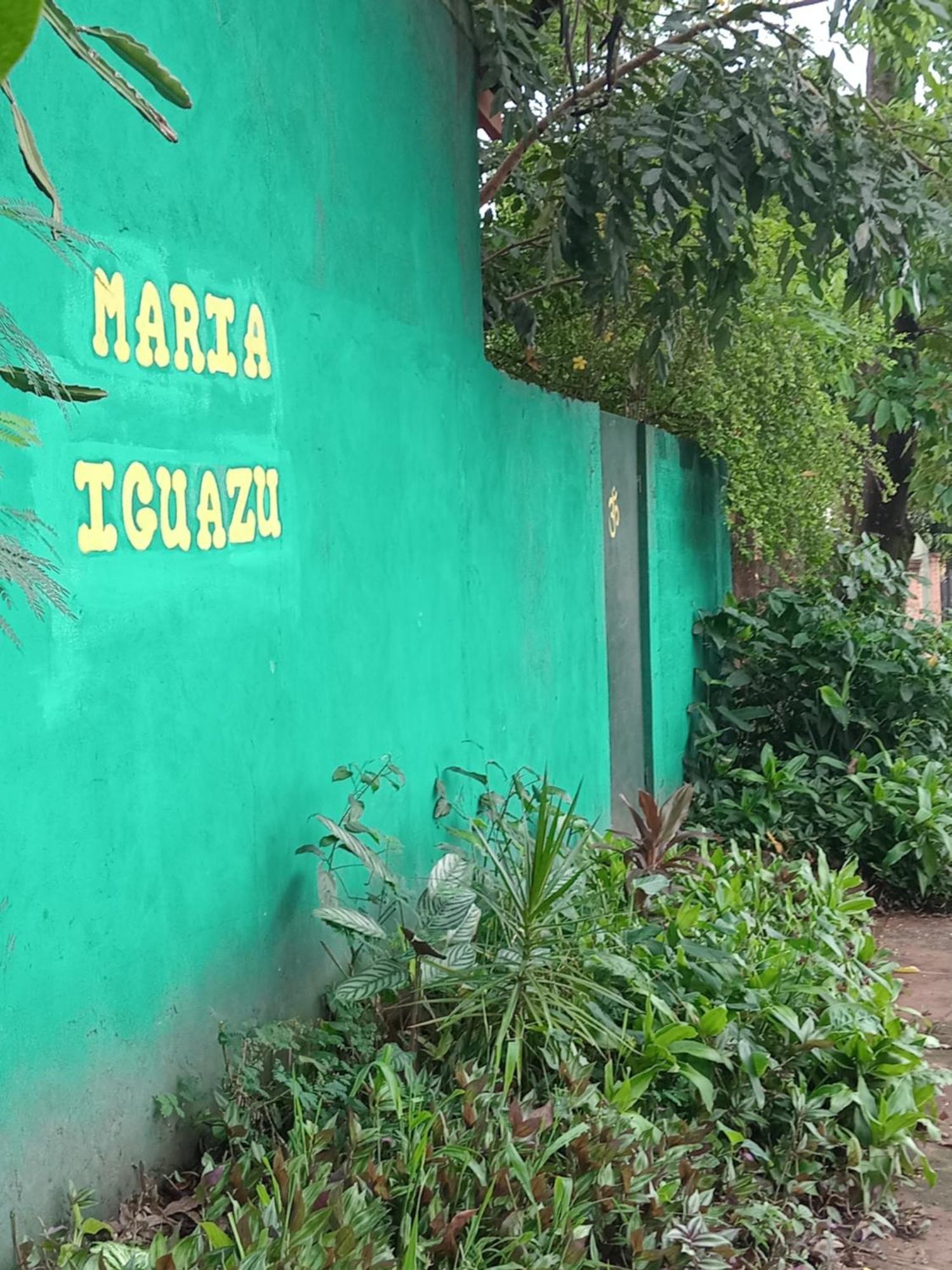 Posada Maria Iguazu ปูแอร์โตอีกวาซู ภายนอก รูปภาพ
